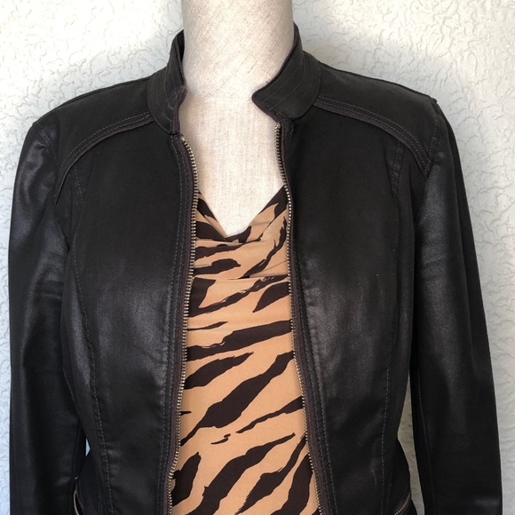 Tiger Print Tank - Picture 2 of 2